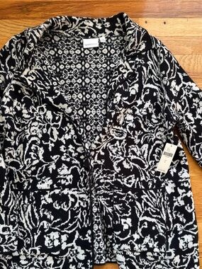 Anthropologie reversible Black & White Floral Knit Cardigan large NWT